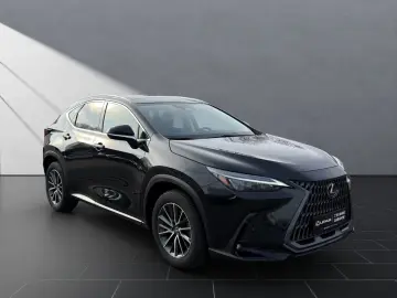 LEXUS NX 350h E-FOUR INTERIEUR- & TECHNIK-PAKET PANO