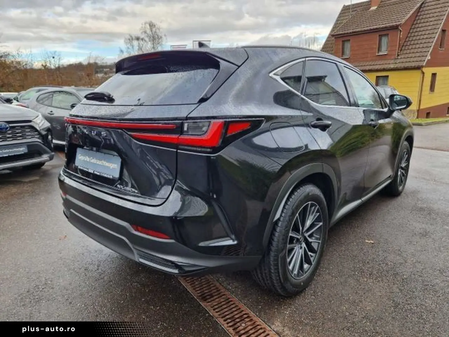 LEXUS NX 450h  E-FOUR Executive Line HUD Leder Navi 36