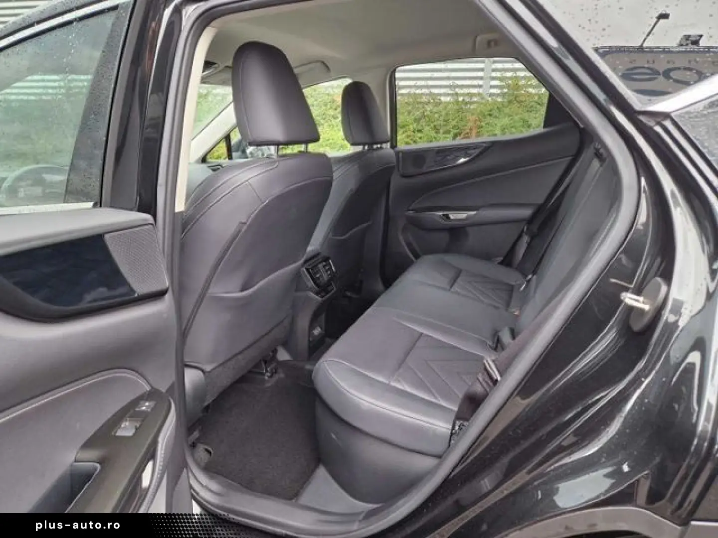 LEXUS NX 450h  E-FOUR Executive Line HUD Leder Navi 36