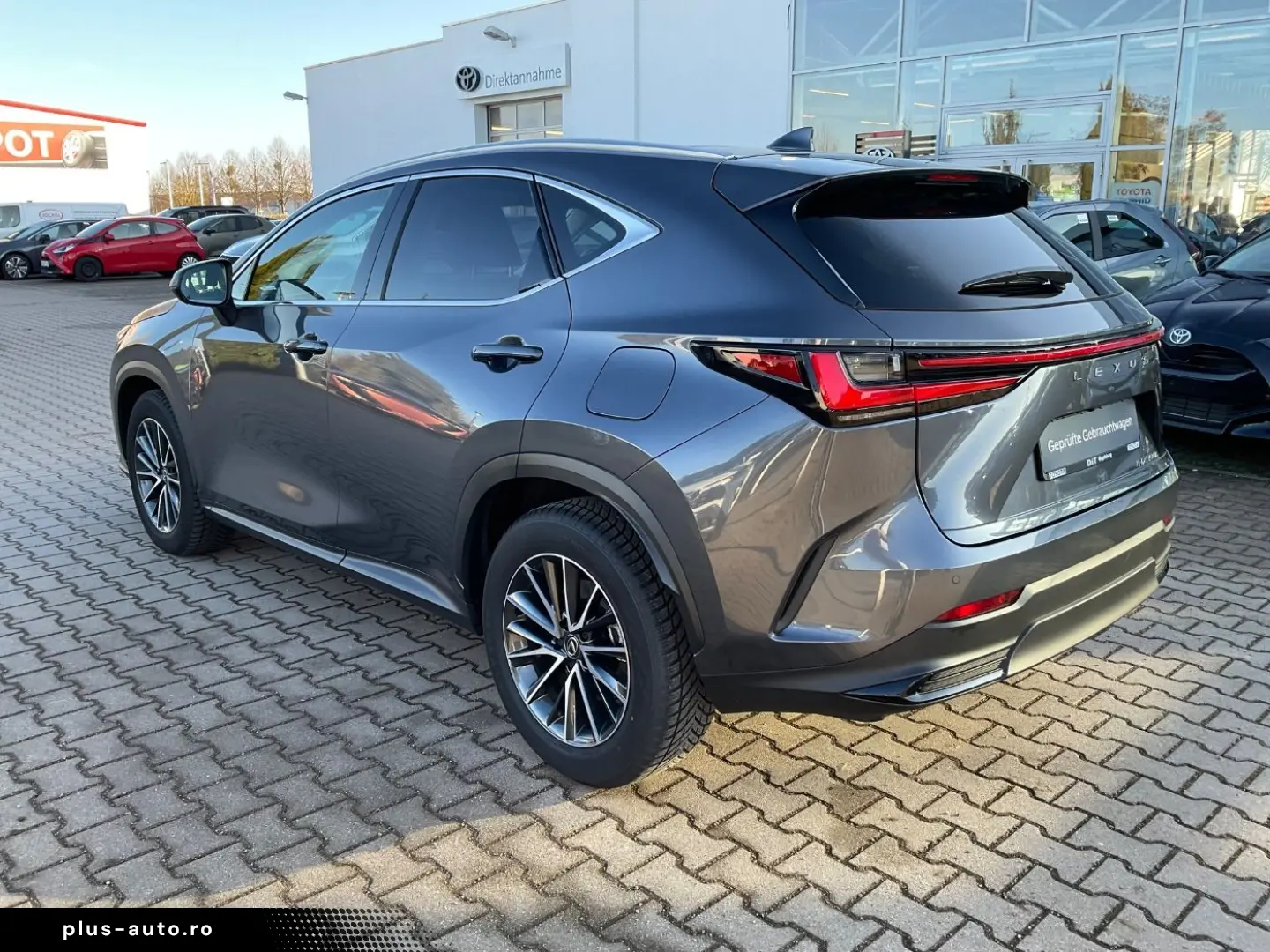 LEXUS NX 350h Executive Line ACC LED Pano SD 2xKlima