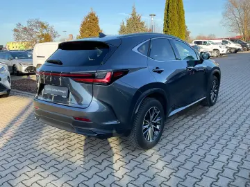 LEXUS NX 350h Executive Line ACC LED Pano SD 2xKlima