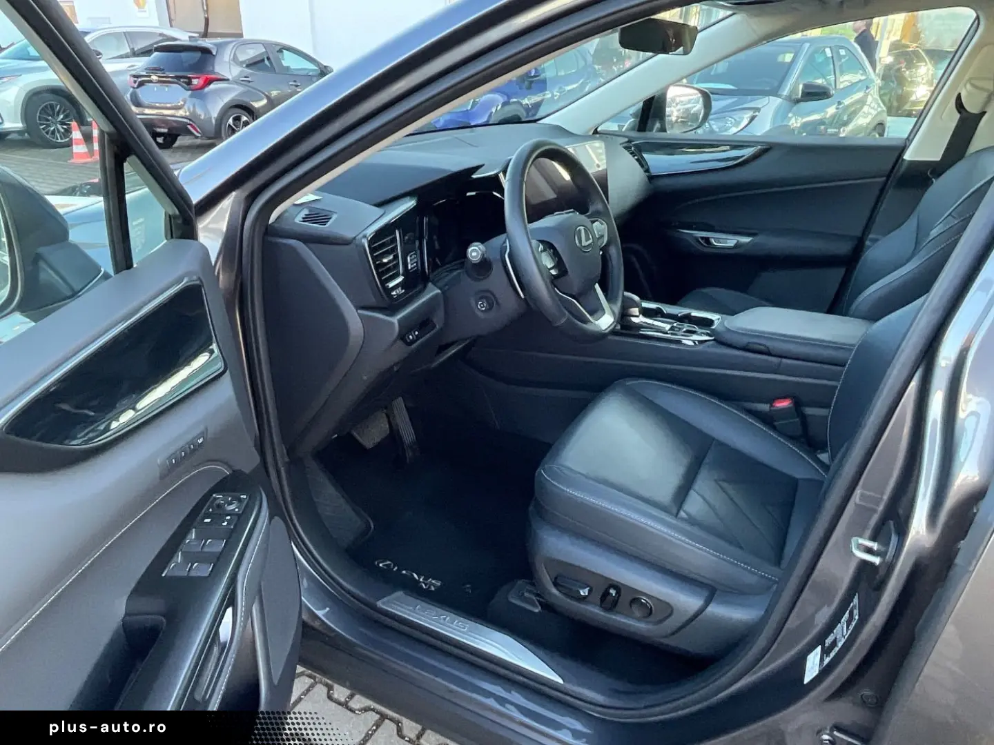 LEXUS NX 350h Executive Line ACC LED Pano SD 2xKlima