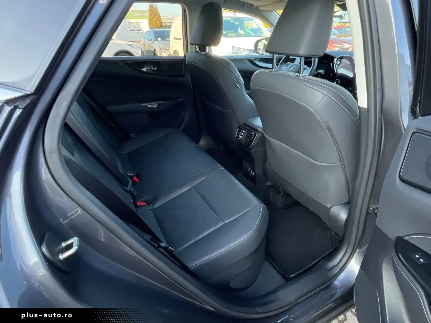 LEXUS NX 350h Executive Line ACC LED Pano SD 2xKlima