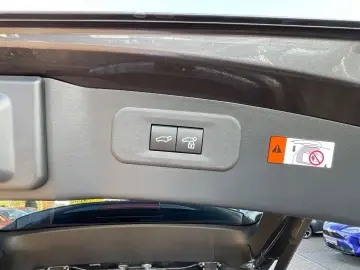 LEXUS NX 350h Executive Line ACC LED Pano SD 2xKlima