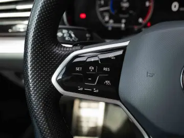 Volkswagen Touareg 3.0 V6 TDI 4Motion DPF Automatik R-Line