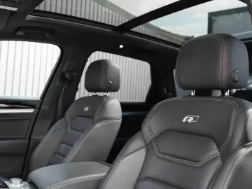 Volkswagen Touareg 3.0 V6 TDI 4Motion DPF Automatik R-Line