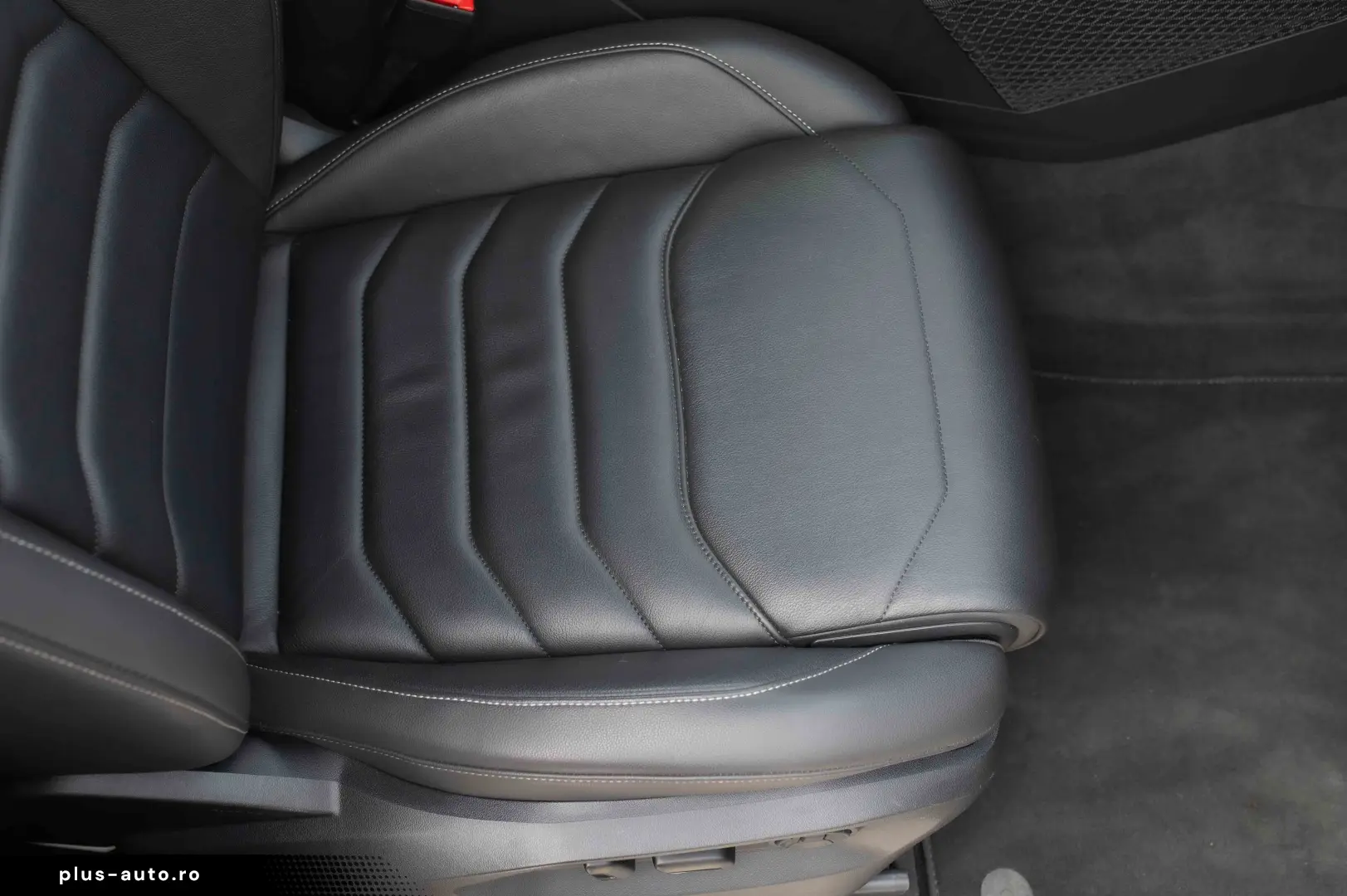 Volkswagen Touareg 3.0 V6 TDI 4Motion DPF Automatik R-Line