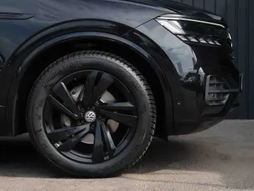 Volkswagen Touareg 3.0 V6 TDI 4Motion DPF Automatik R-Line