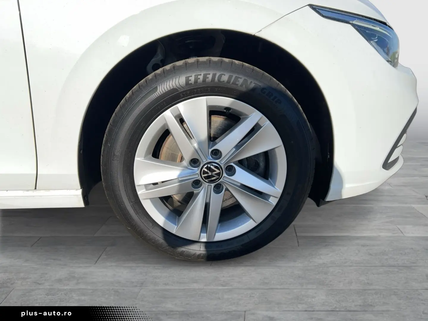 VW Golf VIII Variant  Life  2.0 TDI LED NAVI GRA