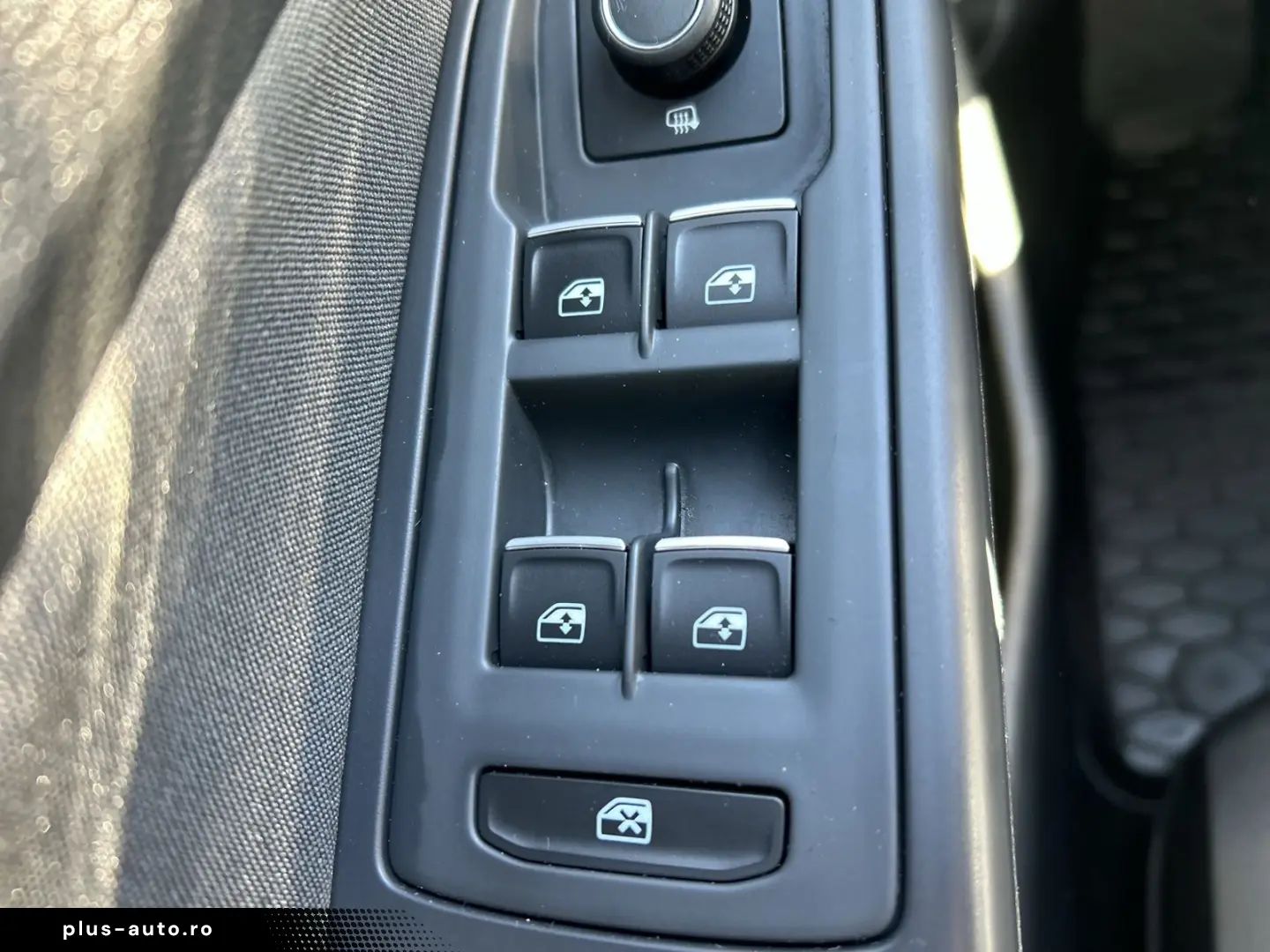 VW Golf VIII Variant  Life  2.0 TDI LED NAVI GRA