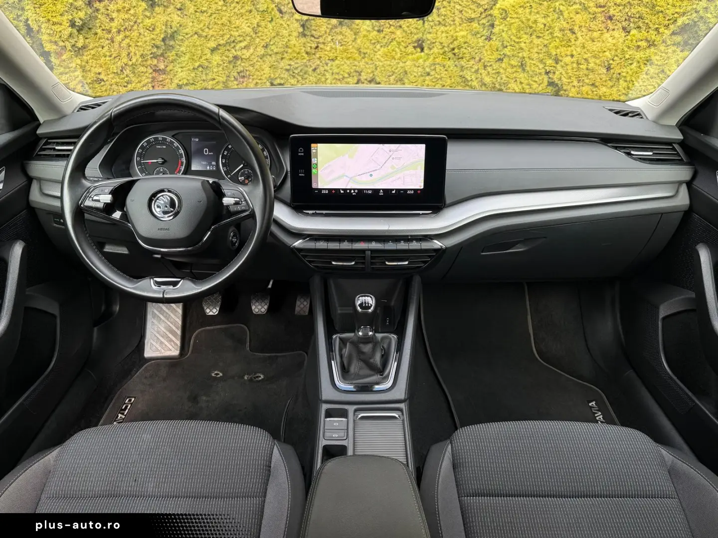 SKODA Octavia 2.0 TDI Ambition LED SHZ AHK CARPLAY DAB