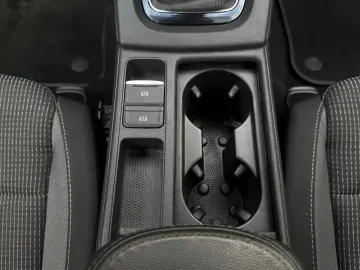 SKODA Octavia 2.0 TDI Ambition LED SHZ AHK CARPLAY DAB