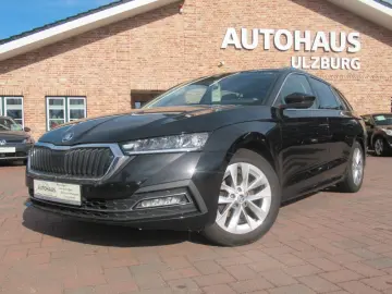 SKODA Octavia 2.0 TDI First Edition Navi LED SHZ Virtu