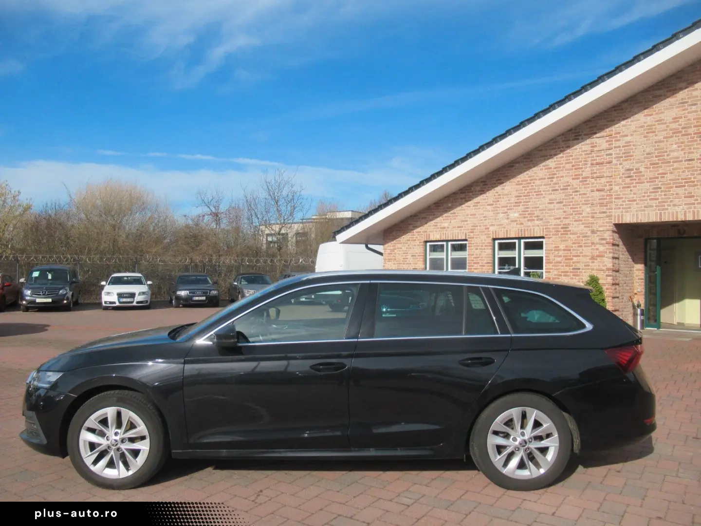 SKODA Octavia 2.0 TDI First Edition Navi LED SHZ Virtu