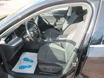 SKODA Octavia 2.0 TDI First Edition Navi LED SHZ Virtu