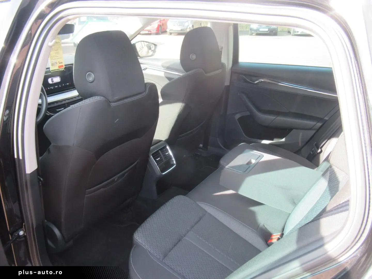 SKODA Octavia 2.0 TDI First Edition Navi LED SHZ Virtu