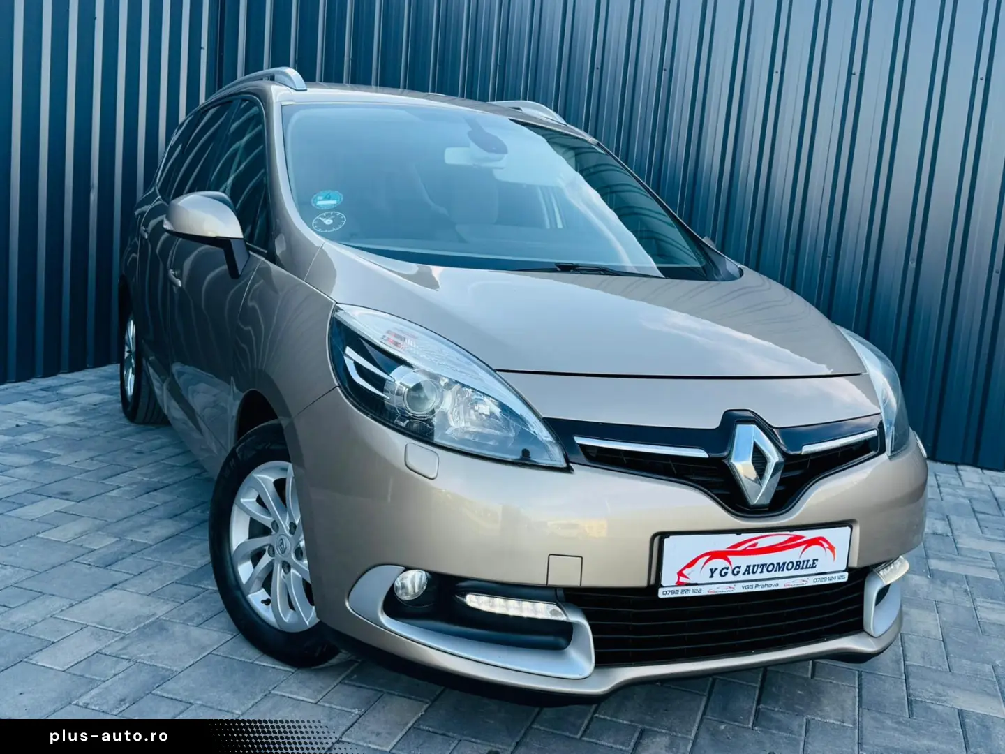 Renault Grand Scenic   FAB 01-2014  1.6 Diesel 131cp