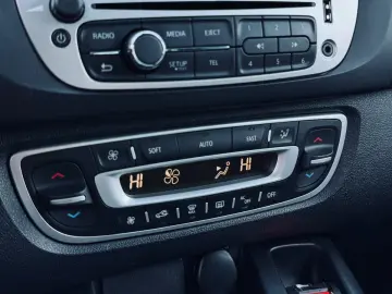 Renault Grand Scenic   FAB 01-2014  1.6 Diesel 131cp