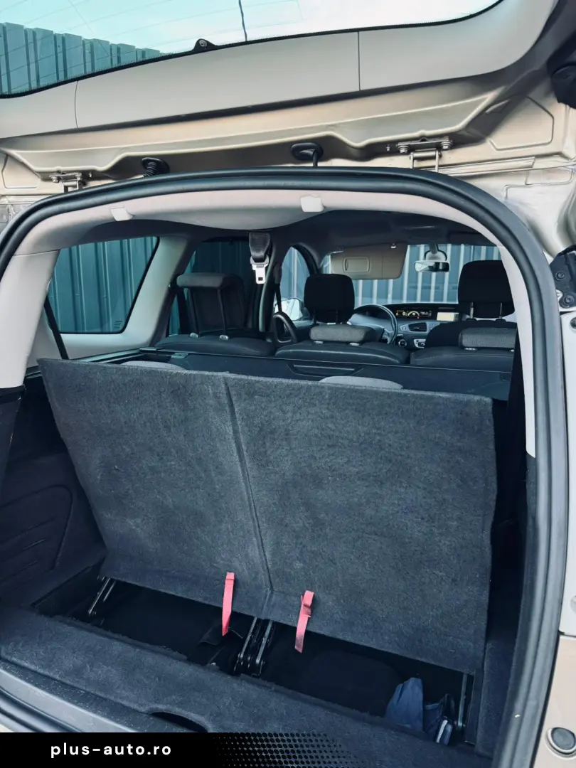 Renault Grand Scenic   FAB 01-2014  1.6 Diesel 131cp