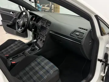 Volkswagen Golf 7 GTE