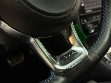 Volkswagen Golf 7 GTE