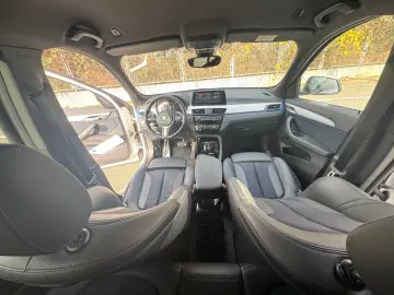 BMW X1 xDrive20i Model M Sport