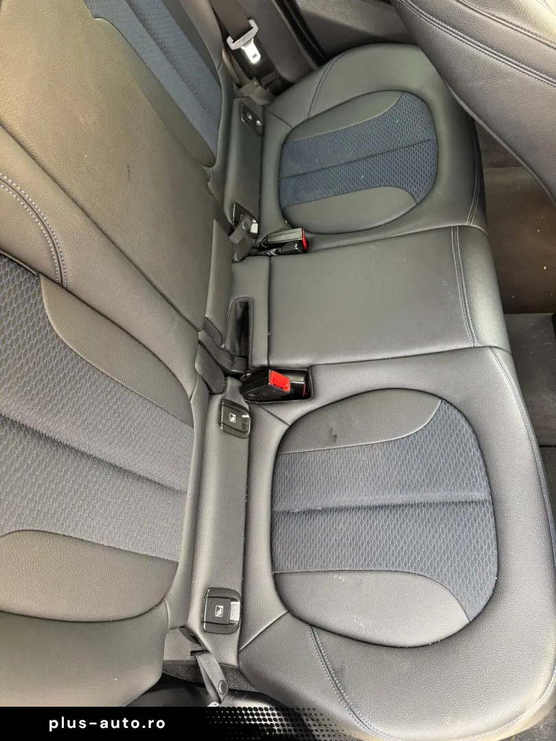 BMW X1 xDrive20i Model M Sport