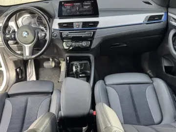 BMW X1 xDrive20i Model M Sport