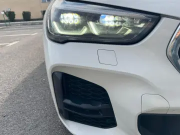 BMW X1 xDrive20i Model M Sport