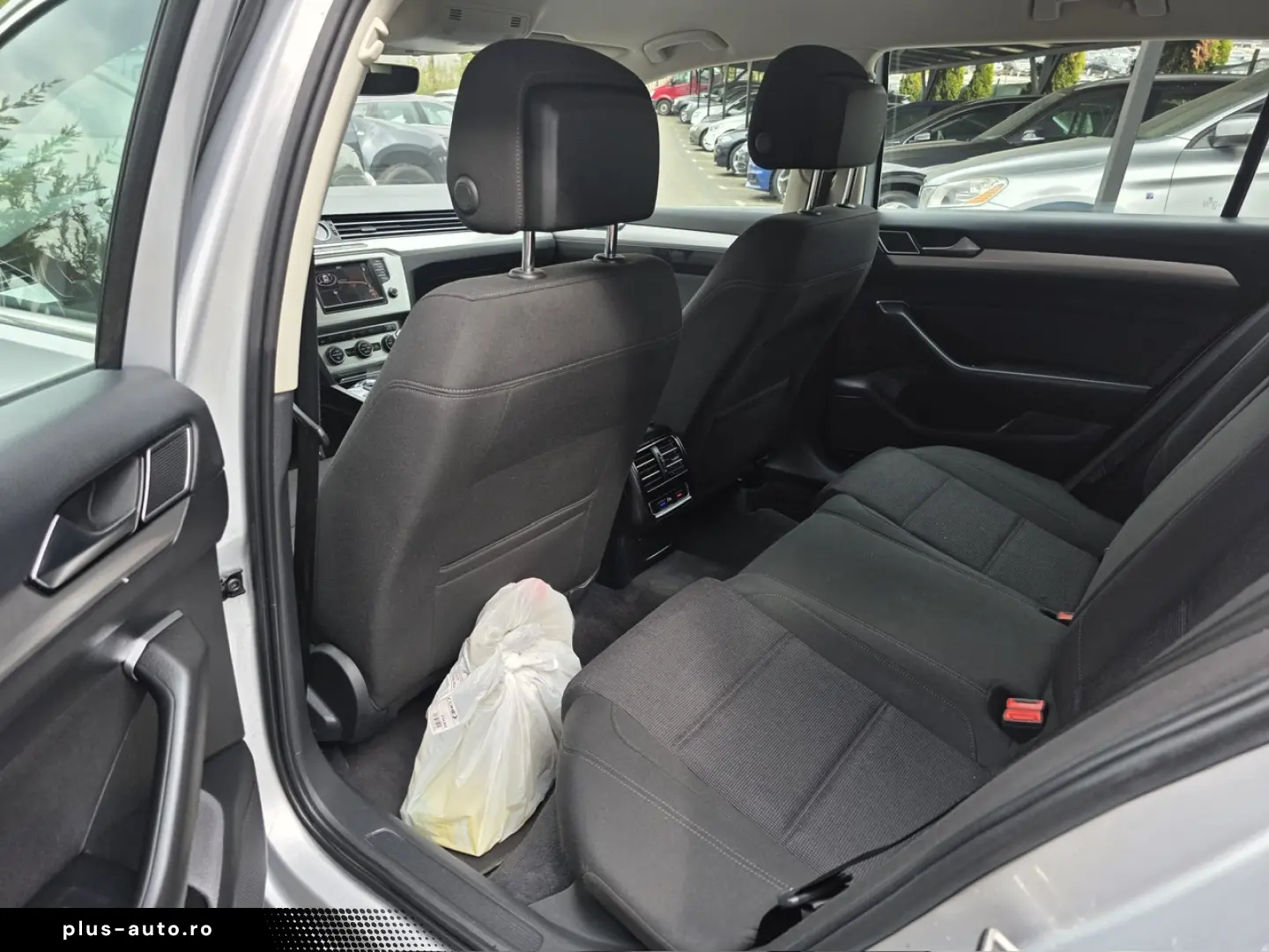 Volkswagen PASSAT Diesel 1.6 2016 Manuala