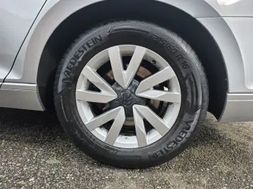 Volkswagen PASSAT Diesel 1.6 2016 Manuala