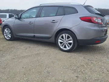 Renault Megane Diesel 1.9 2010 Manuala