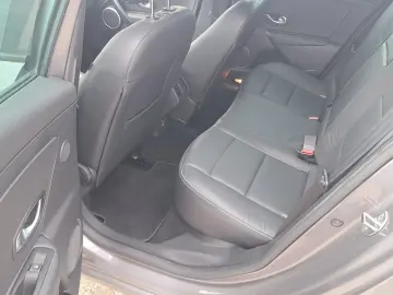 Renault Megane Diesel 1.9 2010 Manuala