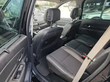 Renault Scenic Diesel 1.9 2011 Manuala