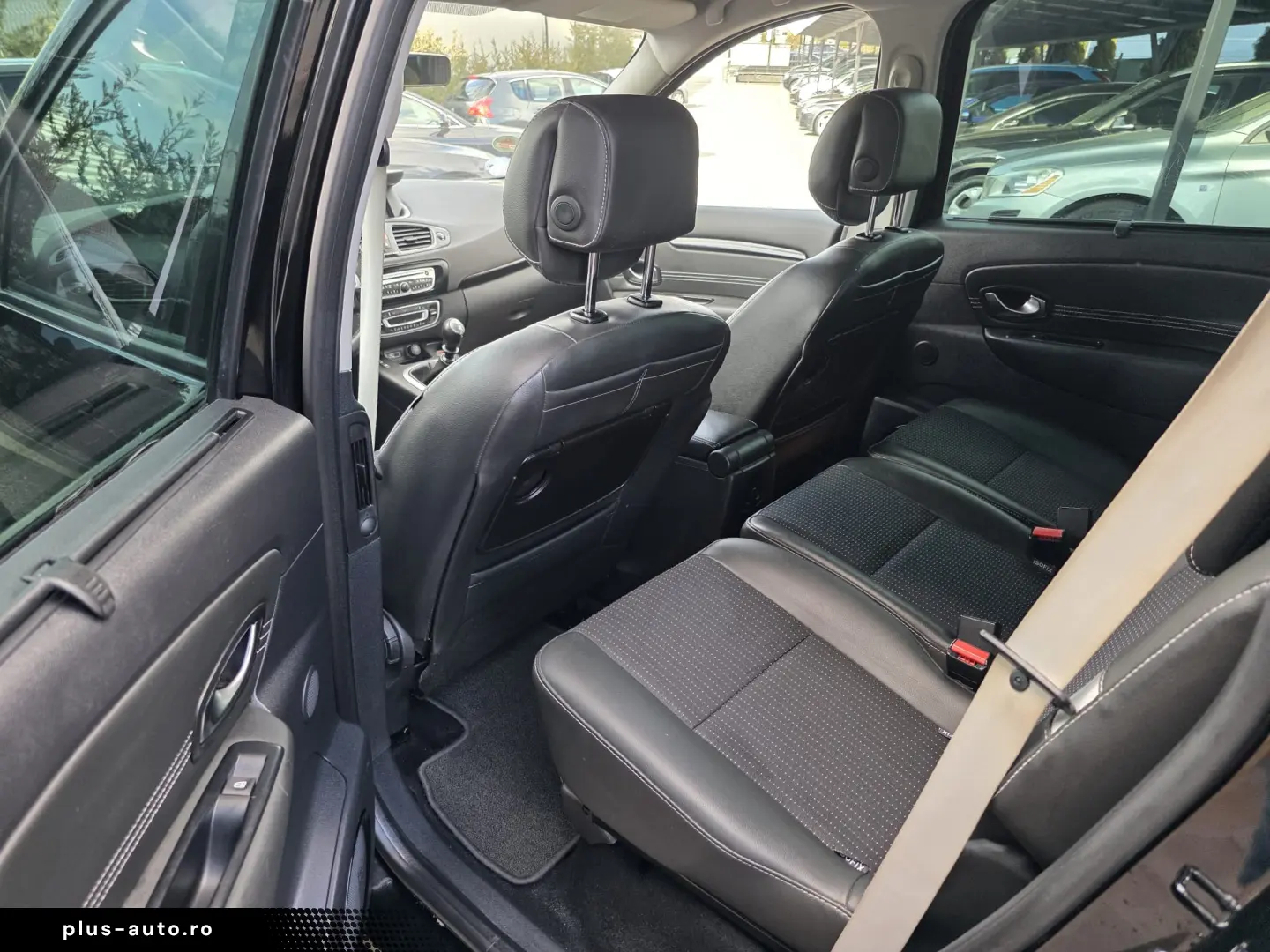 Renault Scenic Diesel 1.9 2011 Manuala