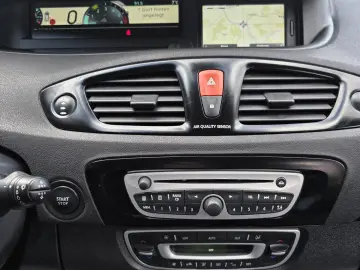 Renault Scenic Diesel 1.9 2011 Manuala