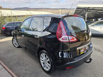 Renault Scenic Diesel 1.9 2011 Manuala