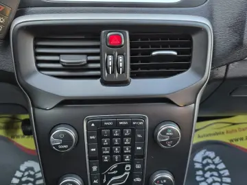 Volvo V40 Diesel 1.6 2013 Manuala