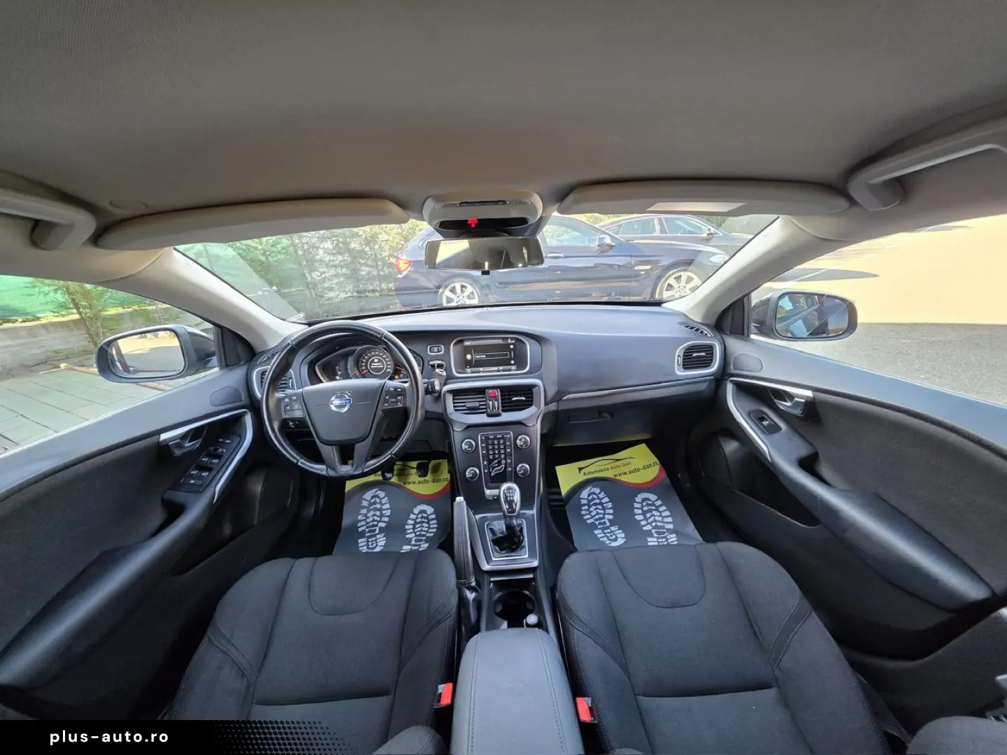 Volvo V40 Diesel 1.6 2013 Manuala