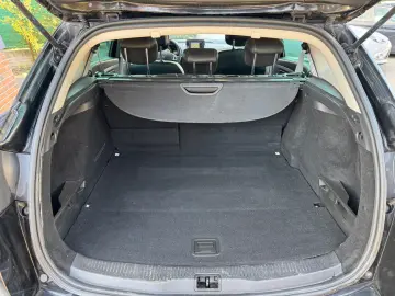 Renault Megane Diesel 1.9 2012 Manuala