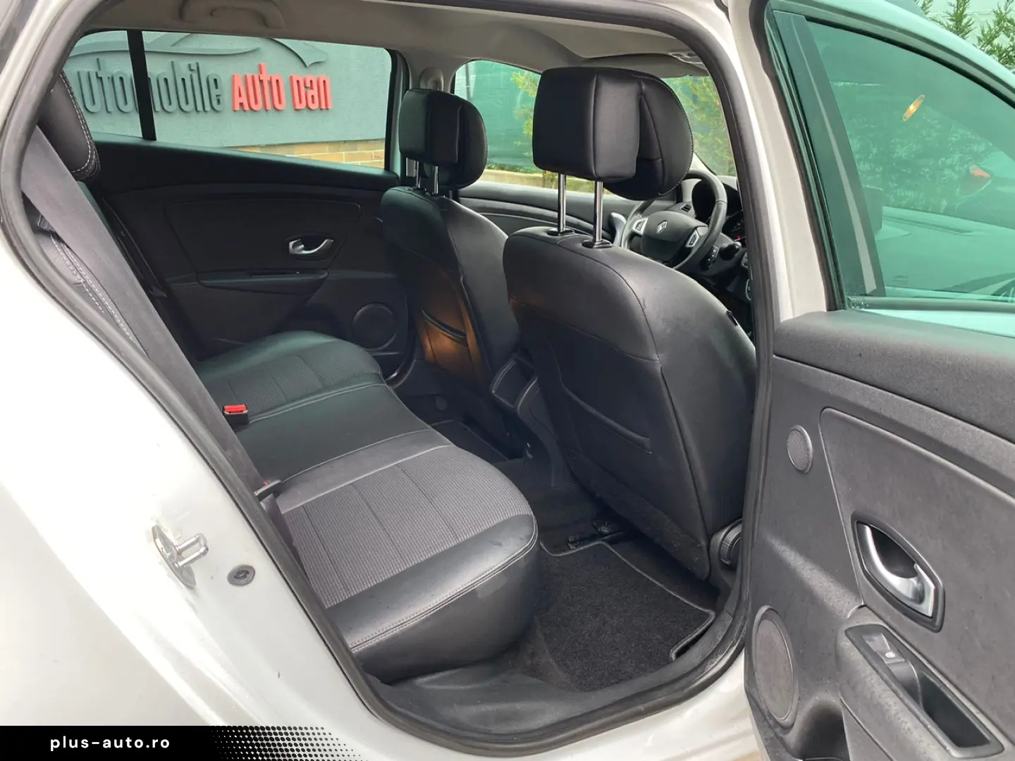 Renault Megane Diesel 1.9 2011 Manuala