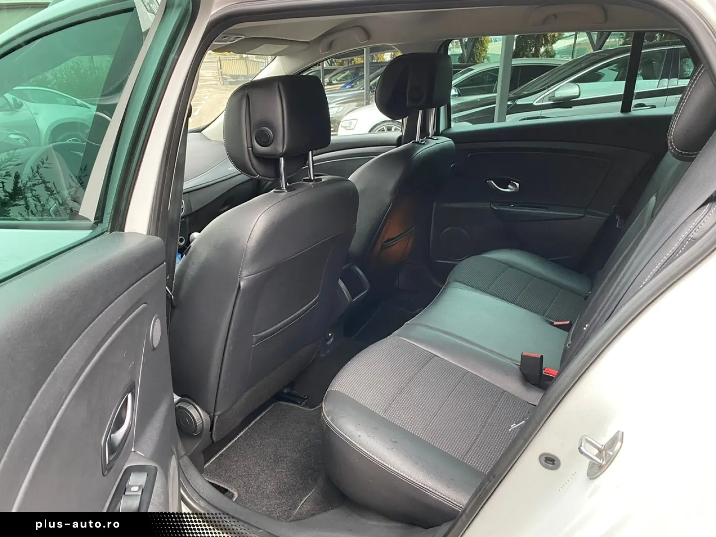 Renault Megane Diesel 1.9 2011 Manuala