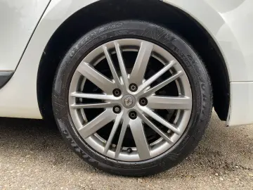 Renault Megane Diesel 1.9 2011 Manuala