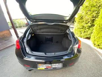 Alfa-Romeo Giulietta Benzina 1.4 2011 Manuala