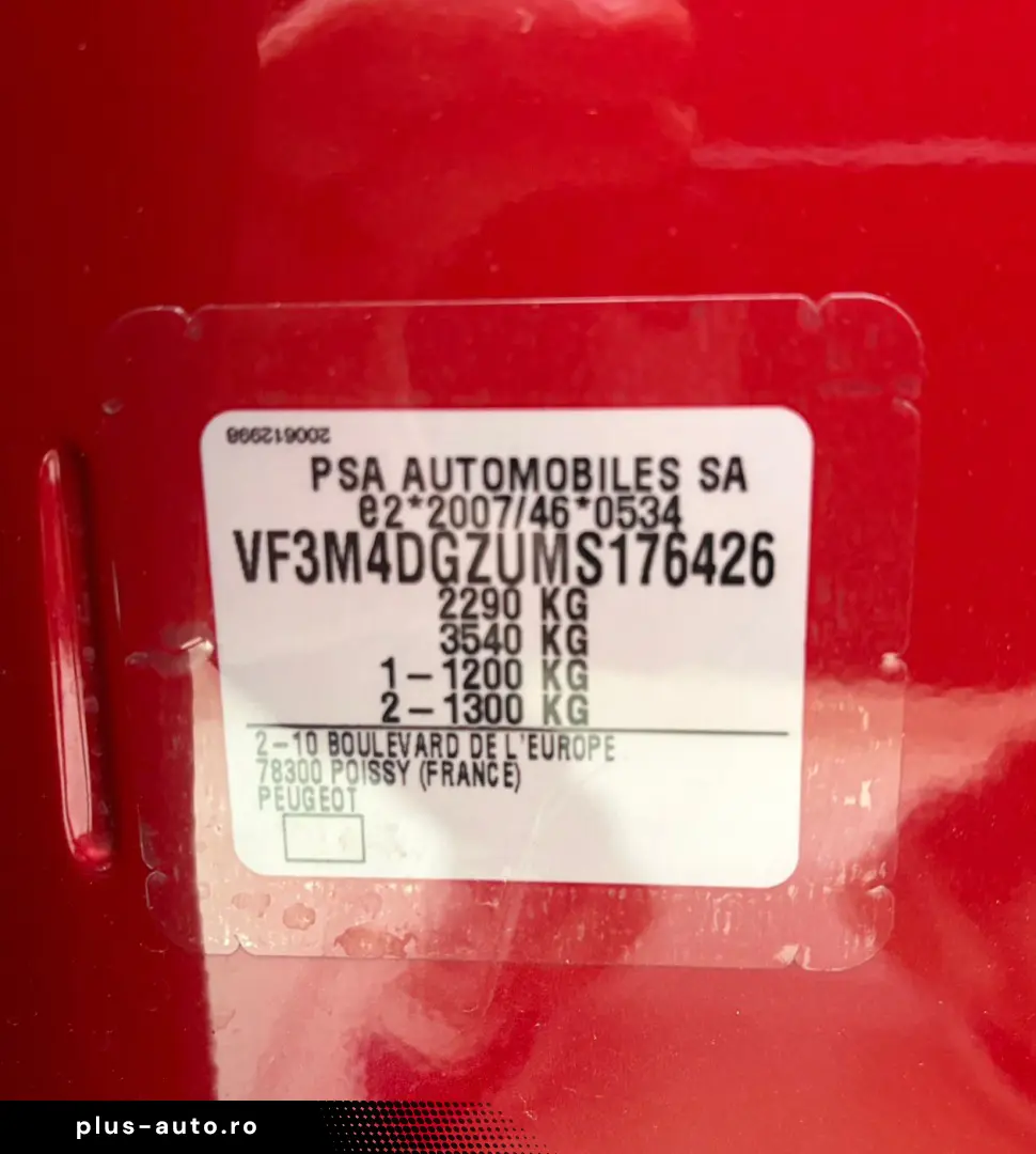 Peugeot 3008 Benzina 1.6 2021 Automata