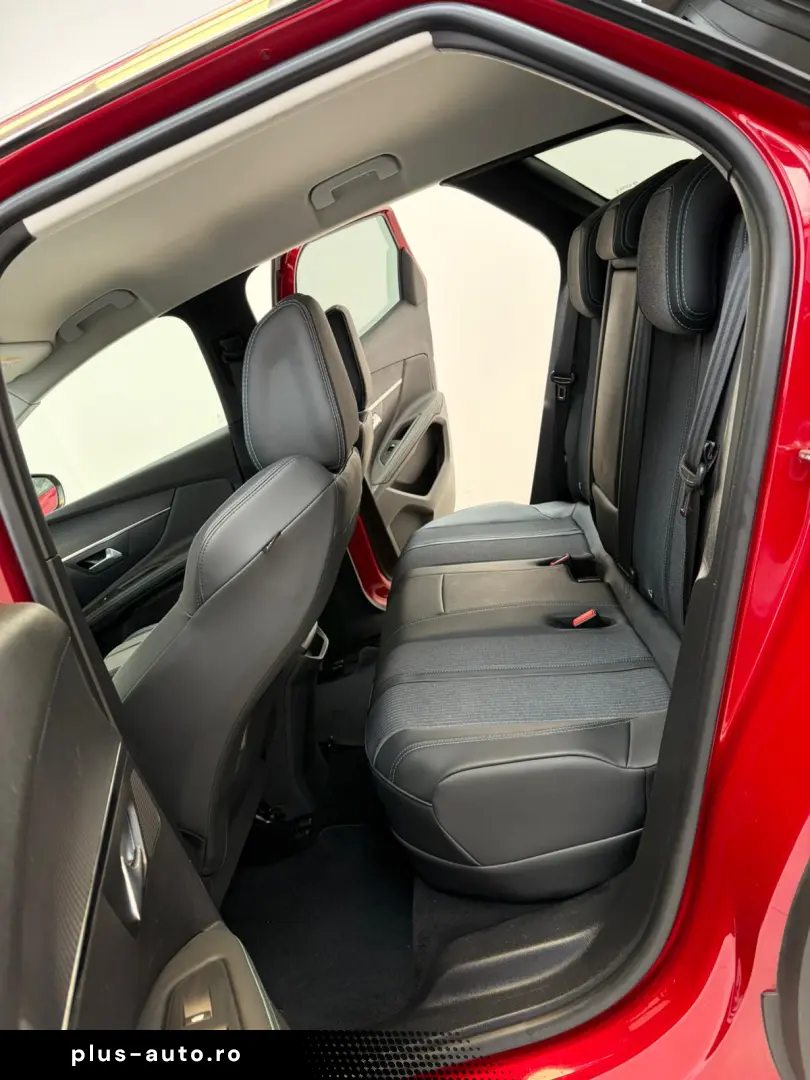 Peugeot 3008 Benzina 1.6 2021 Automata