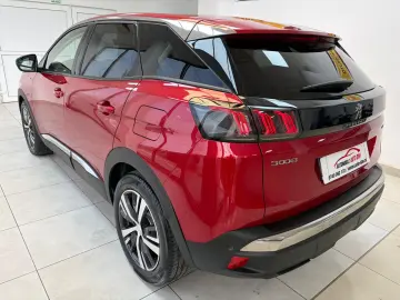 Peugeot 3008 Benzina 1.6 2021 Automata