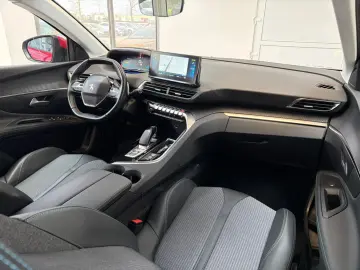 Peugeot 3008 Benzina 1.6 2021 Automata