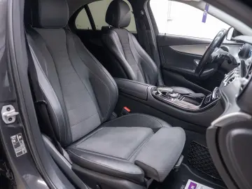 Mercedes-Benz E400 D 4Matic