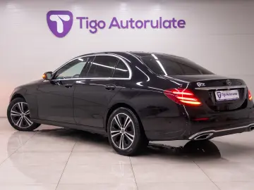 Mercedes-Benz E400 D 4Matic